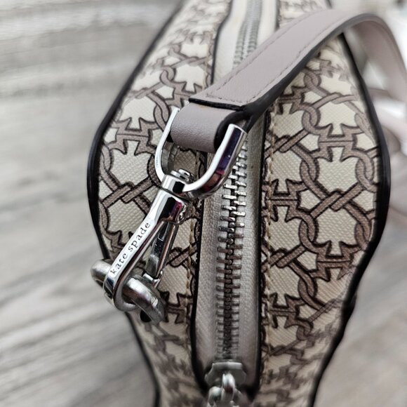 Kate Spade New York Spade Link Taupe And Cream Camera Crossbody Shoulder Bag COA - Picture 8 of 15